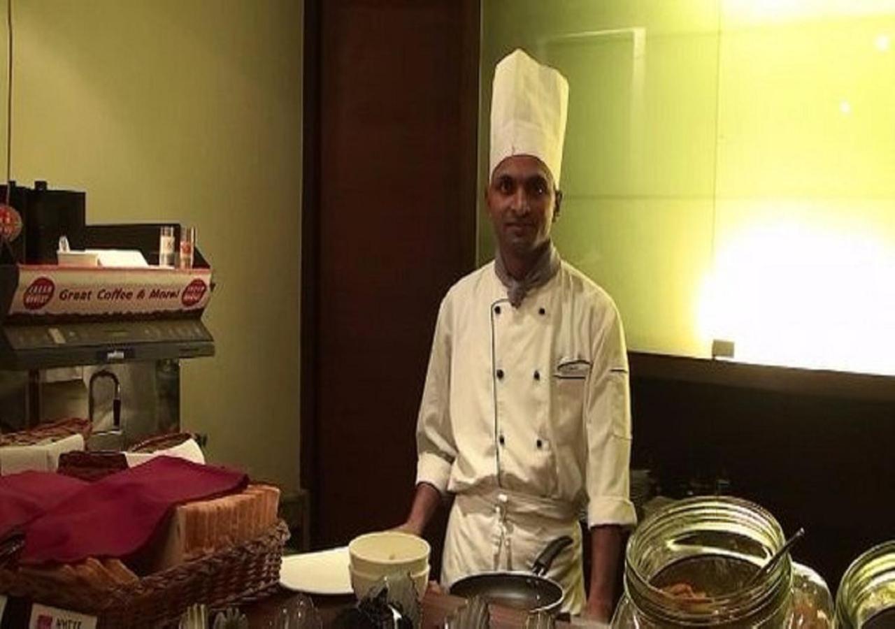 Hotel Studio Estique Poona Buitenkant foto
