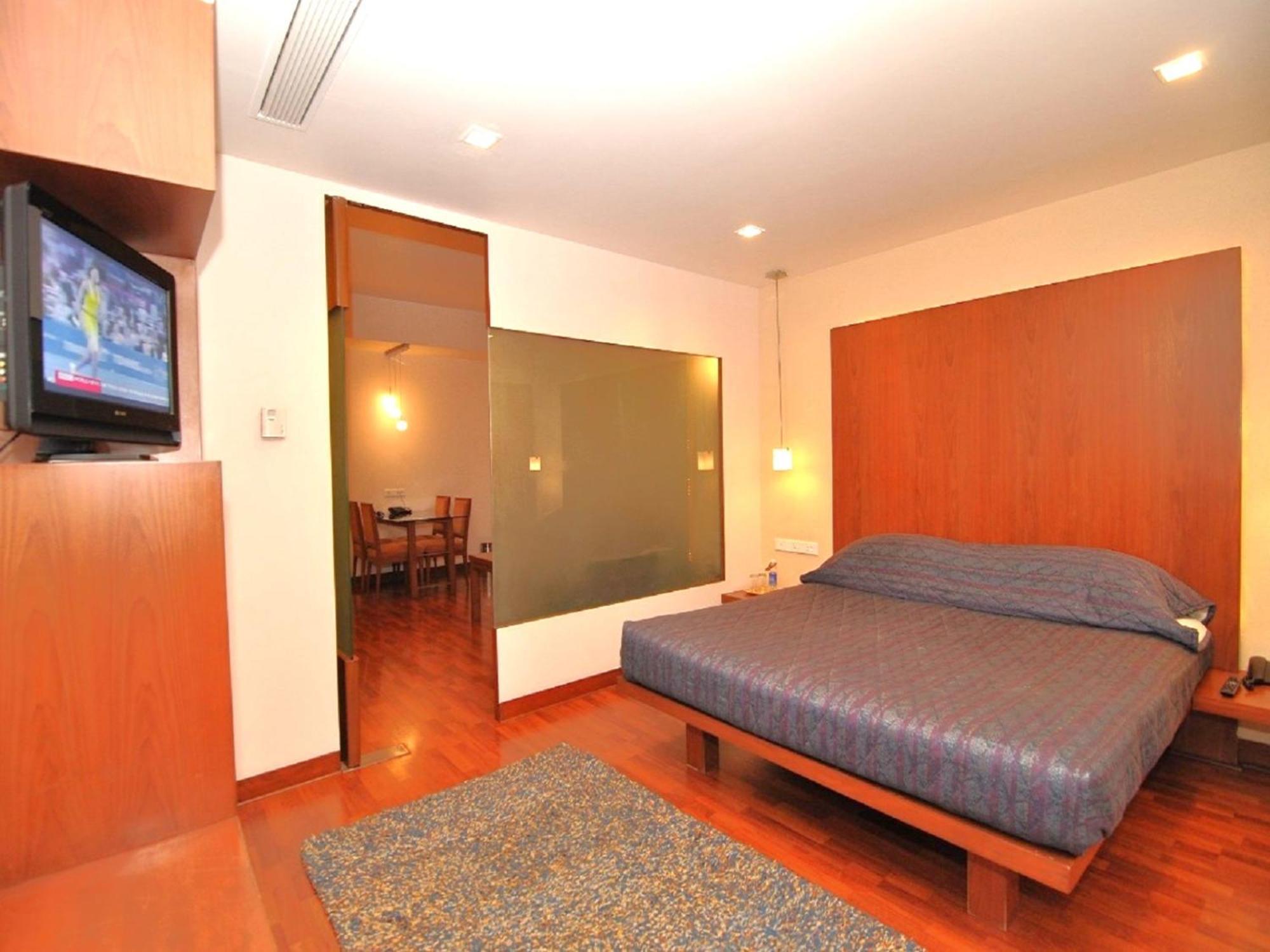 Hotel Studio Estique Poona Buitenkant foto